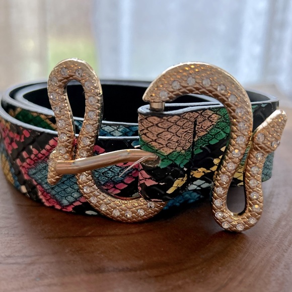 New! Colorful snake belt with snake buckle 39 inches - Picture 2 of 4